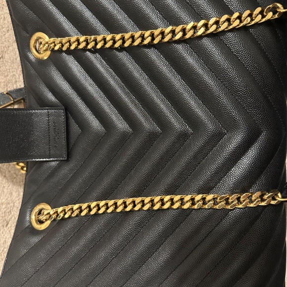 Saint Laurent Tote - Picture 4 of 11